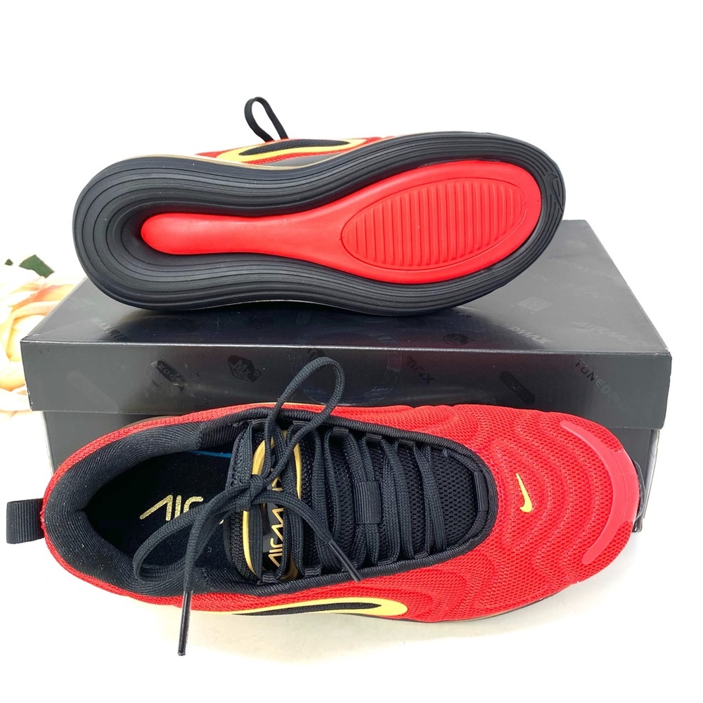 Nike Air Max 720 University Red W AUTHENTIC - Picture 3 of 8